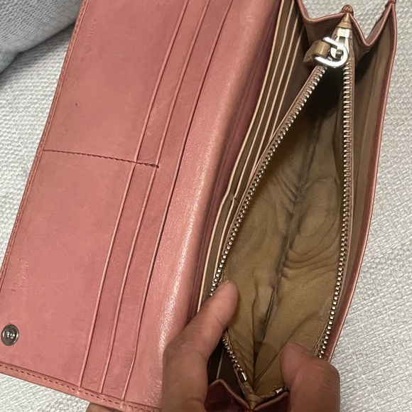 Authentic PRADA leather long wallet - Picture 11 of 16